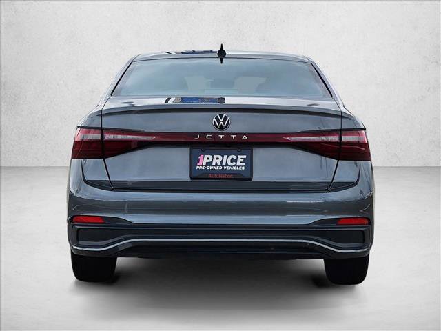 Used 2025 Volkswagen Jetta Sport FWD image 7