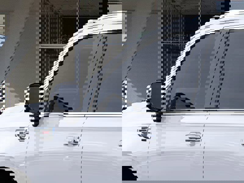 New 2026 GMC Yukon Elevation image 12