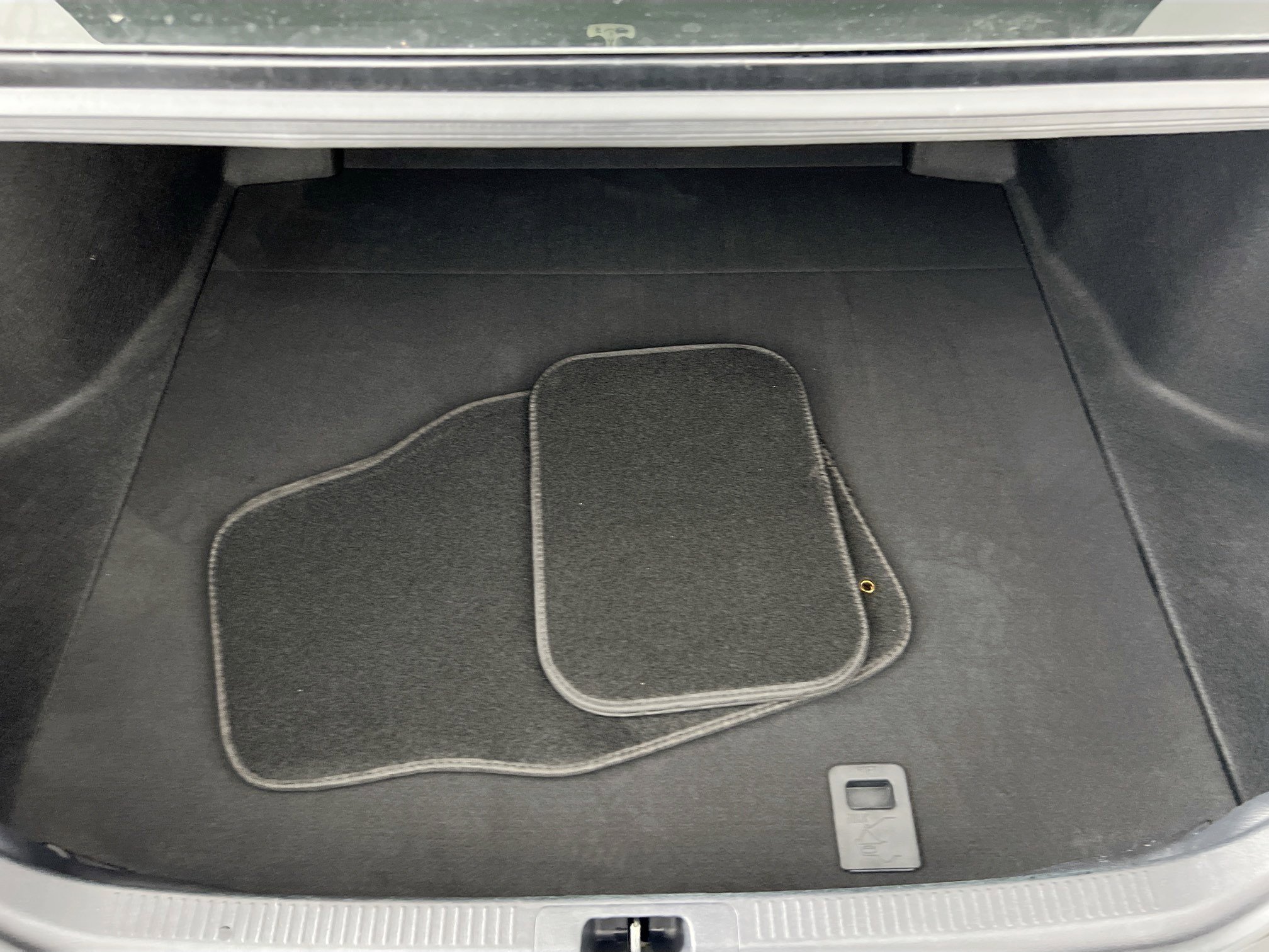 Used 2021 Toyota Camry XLE w/ Navigation Package image 26