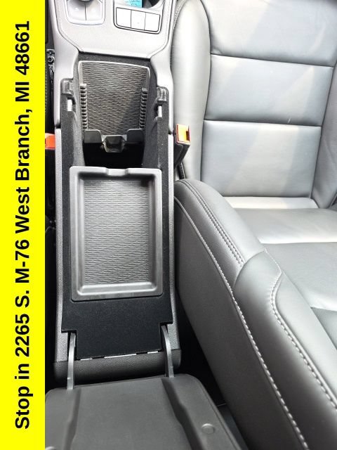 Used 2024 Cadillac XT4 Premium Luxury FWD image 23