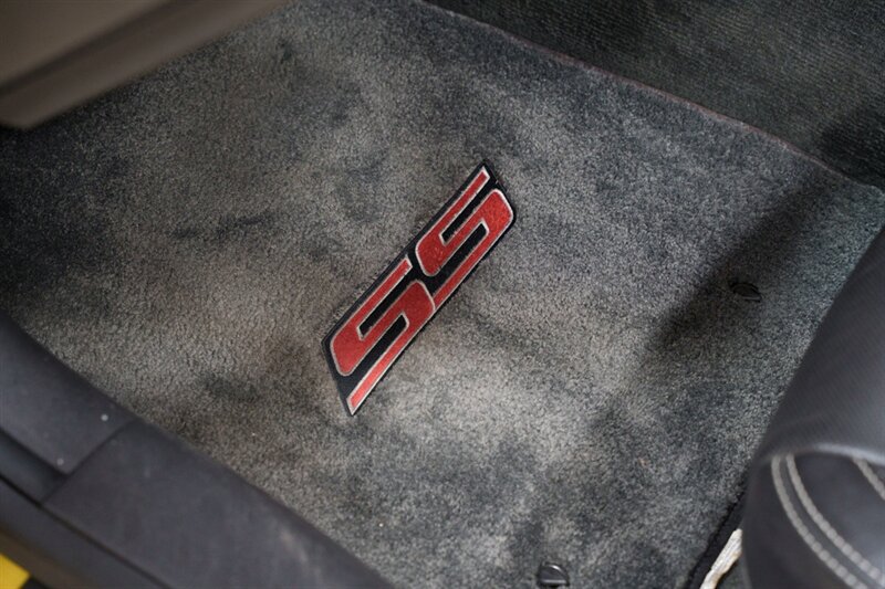 Used 2011 Chevrolet Camaro SS w/ RS Package RWD image 10