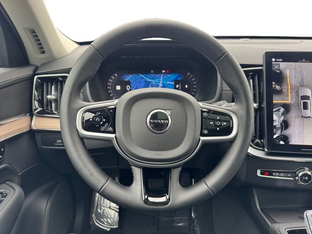 Certified 2025 Volvo XC90 B5 Plus AWD/4WD image 13