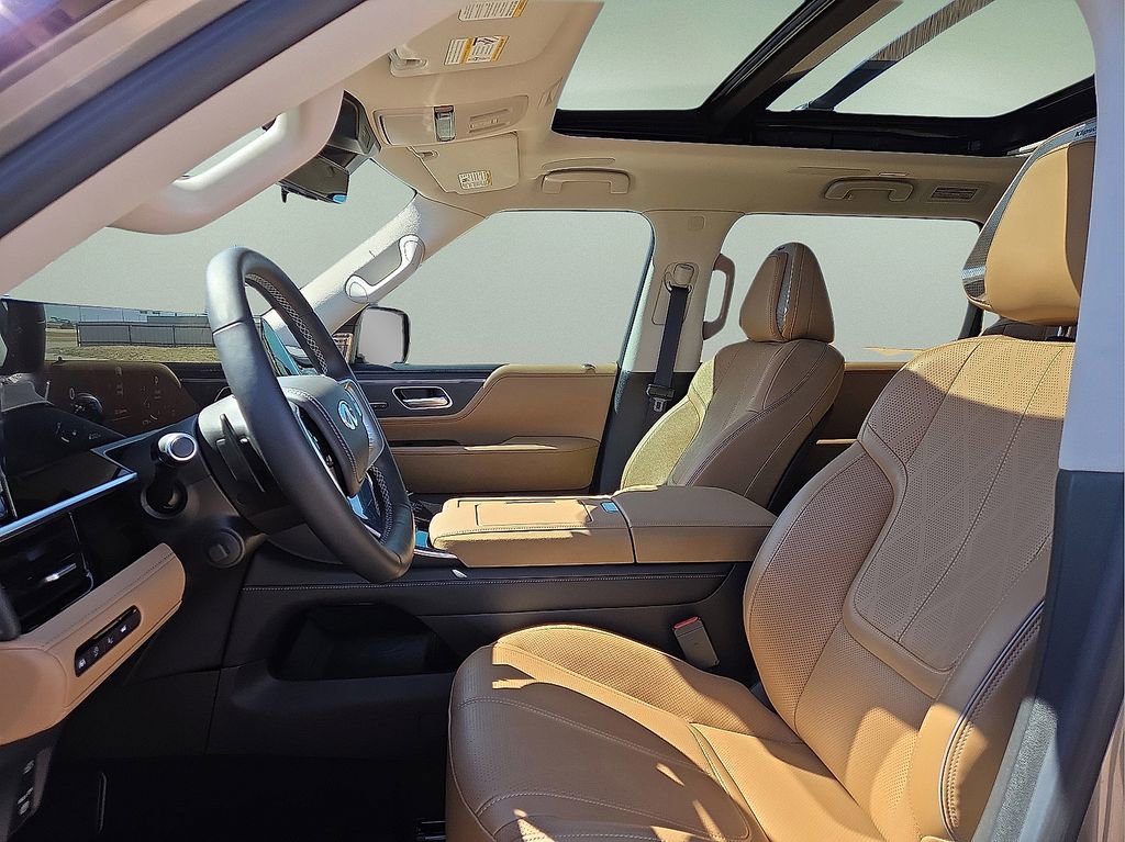 Used 2025 INFINITI QX80 Sensory image 25