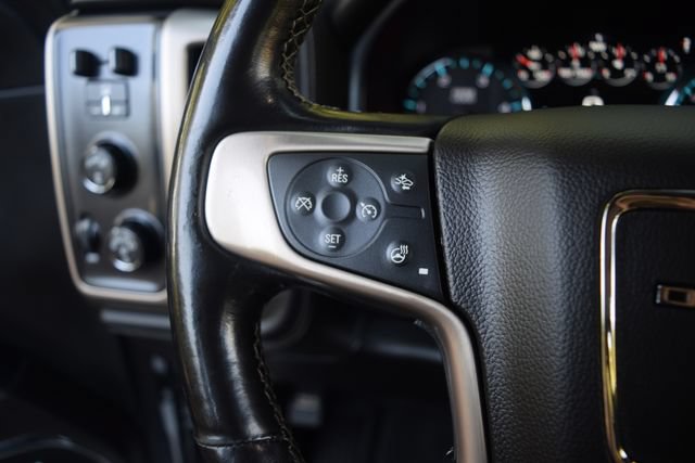 Used 2019 GMC Sierra 2500 Denali w/ Duramax Plus Package AWD/4WD image 6
