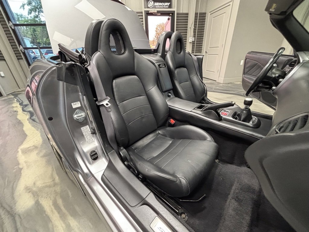 Used 2003 Honda S2000 image 5