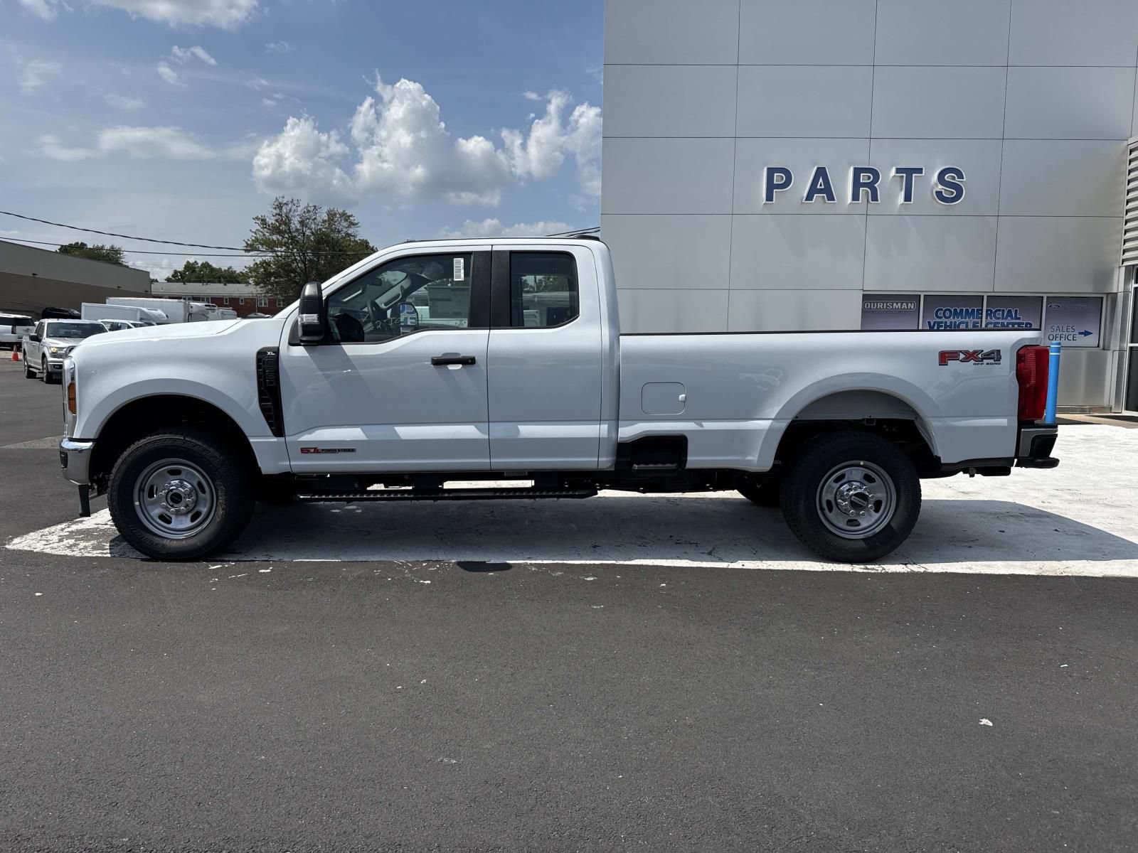 New 2027 Ford F350 XL w/ FX4 Off-Road Package AWD/4WD image 6