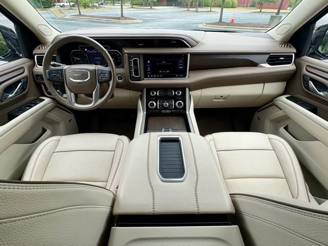 Used 2021 GMC Yukon Denali AWD/4WD image 25