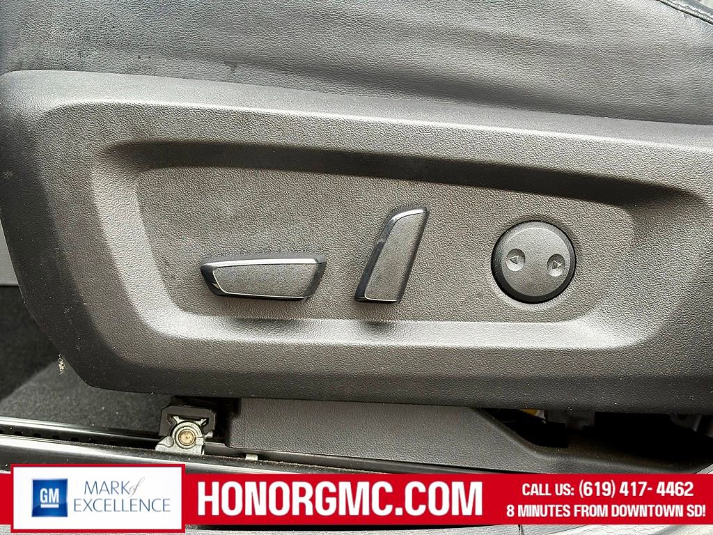 Used 2022 Mitsubishi Outlander SE image 13