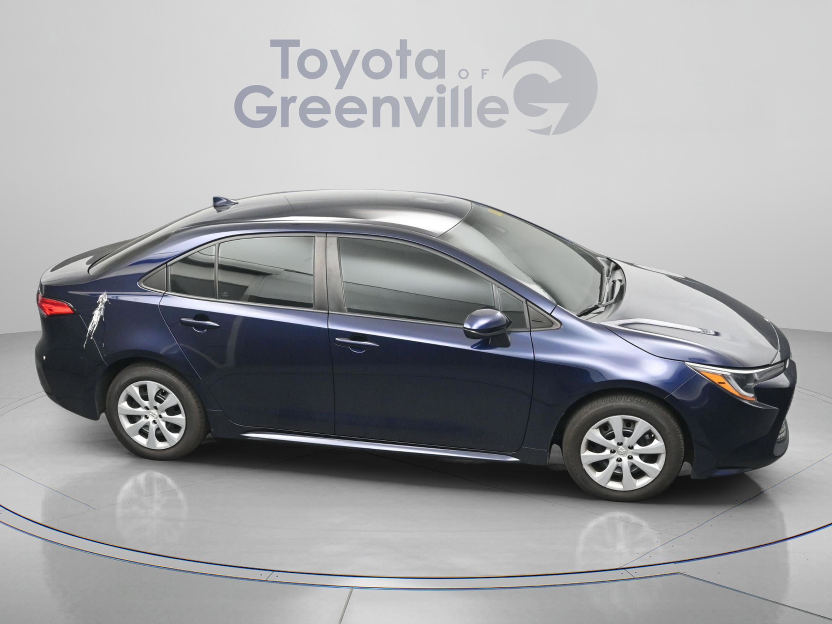 Used 2022 Toyota Corolla LE FWD image 17