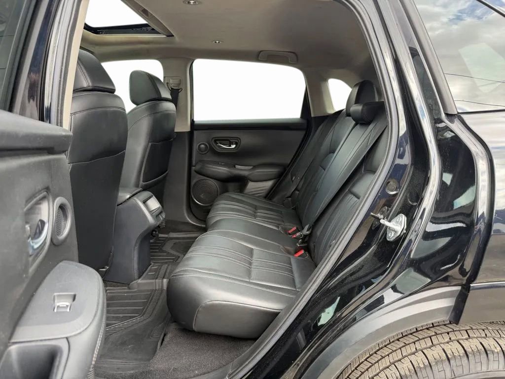 Used 2023 Honda HR-V EX-L image 15