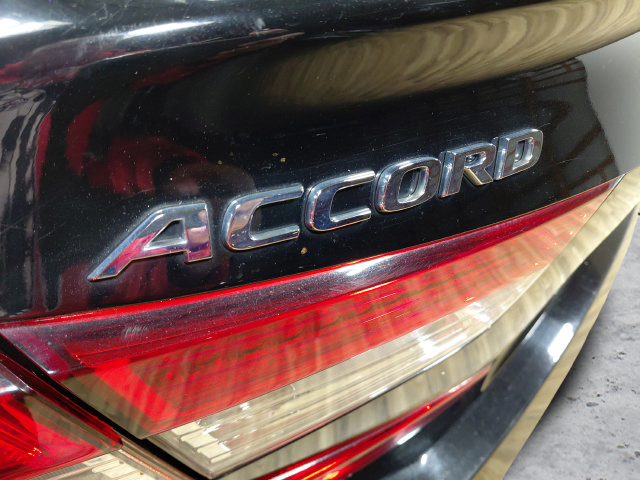 Used 2020 Honda Accord Sport image 12