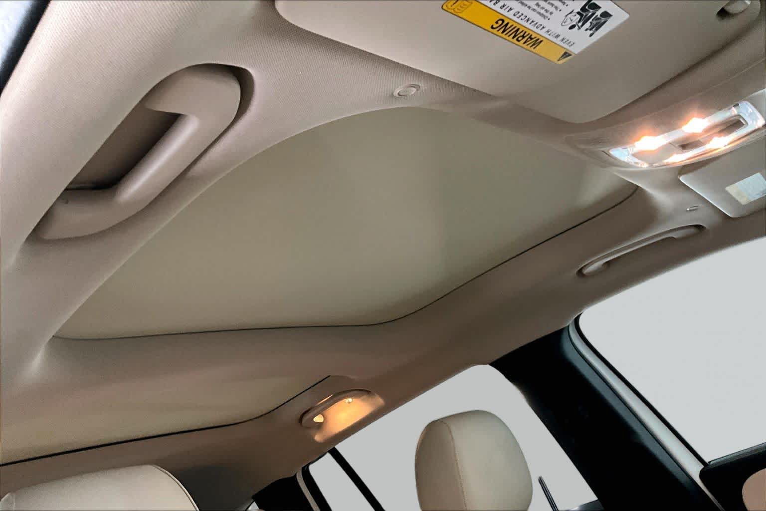 Certified 2023 Mercedes-Benz GLB 250 4MATIC image 14