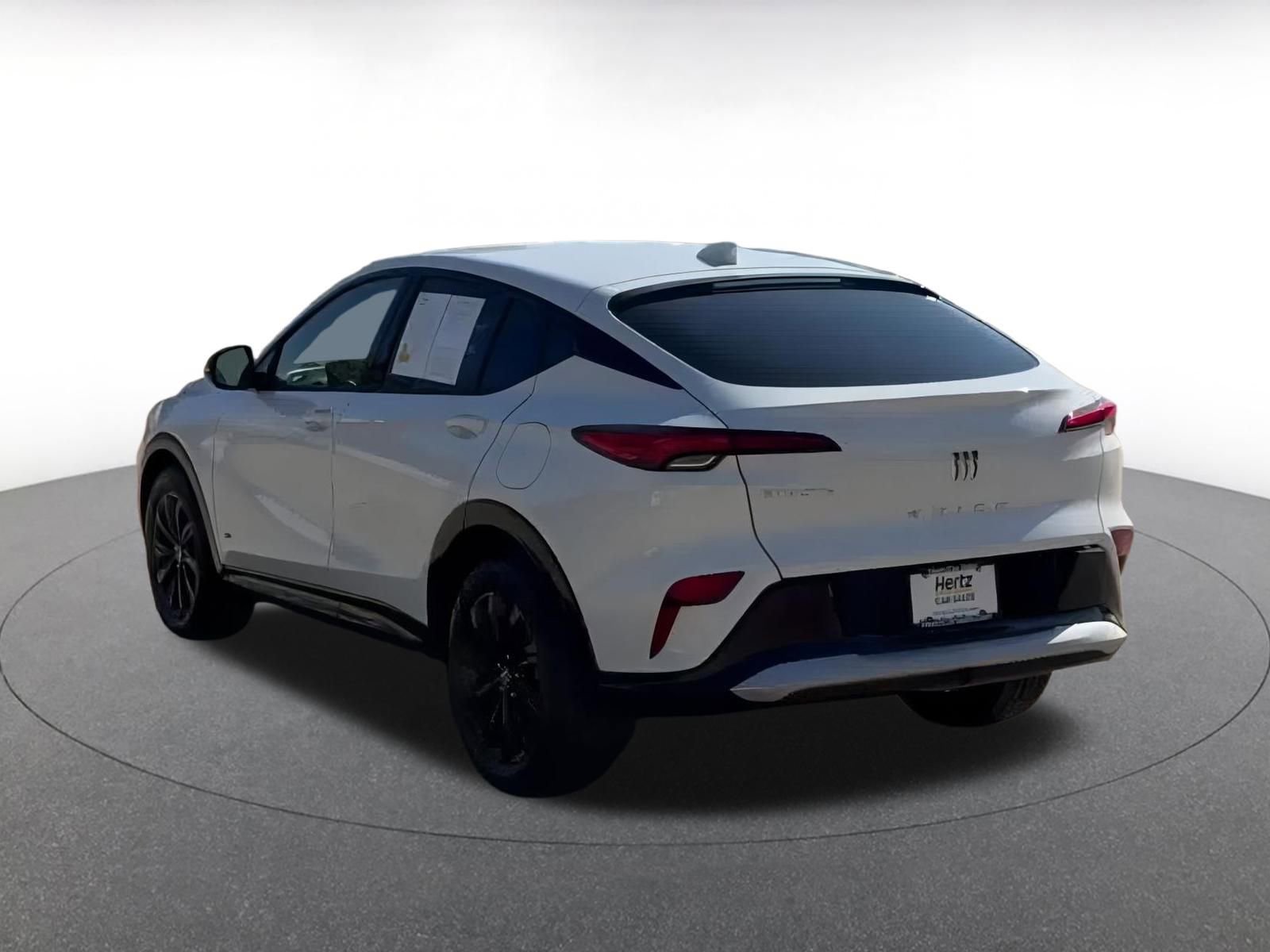 Used 2025 Buick Envista Sport Touring image 11