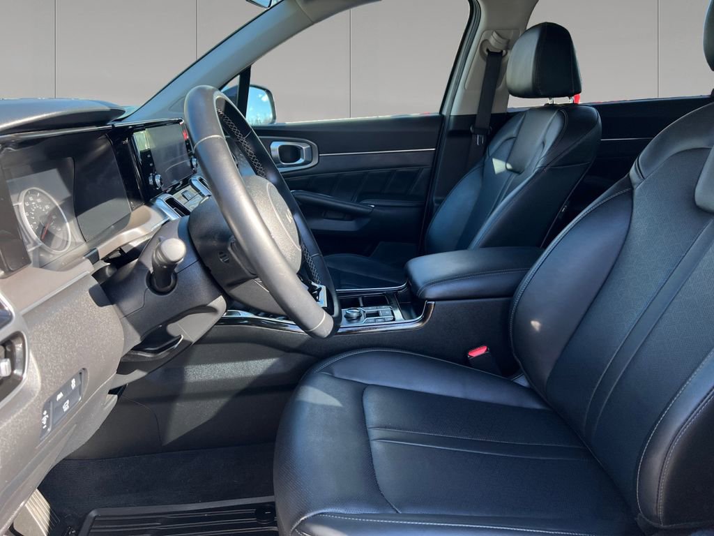 Used 2022 Kia Sorento SX image 10
