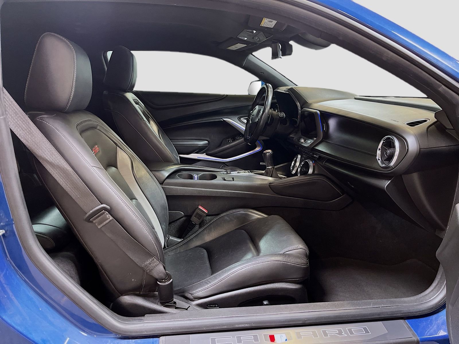 Used 2019 Chevrolet Camaro SS RWD image 27