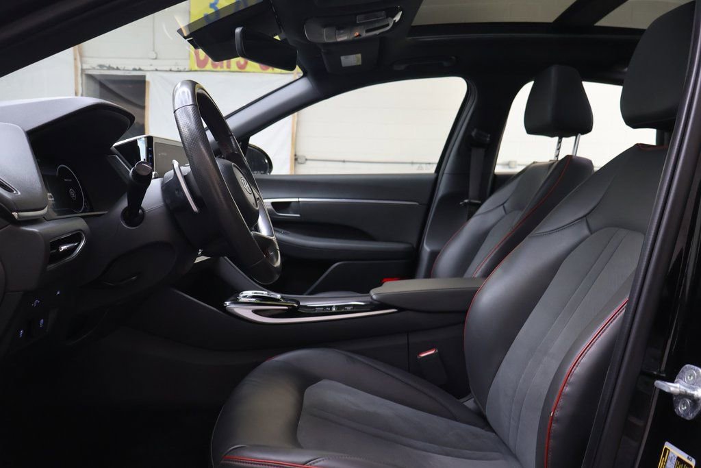 Used 2022 Hyundai Sonata SEL Plus image 16