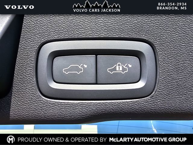 New 2025 Volvo XC60 T8 Plus w/ Protection Package Premier image 27