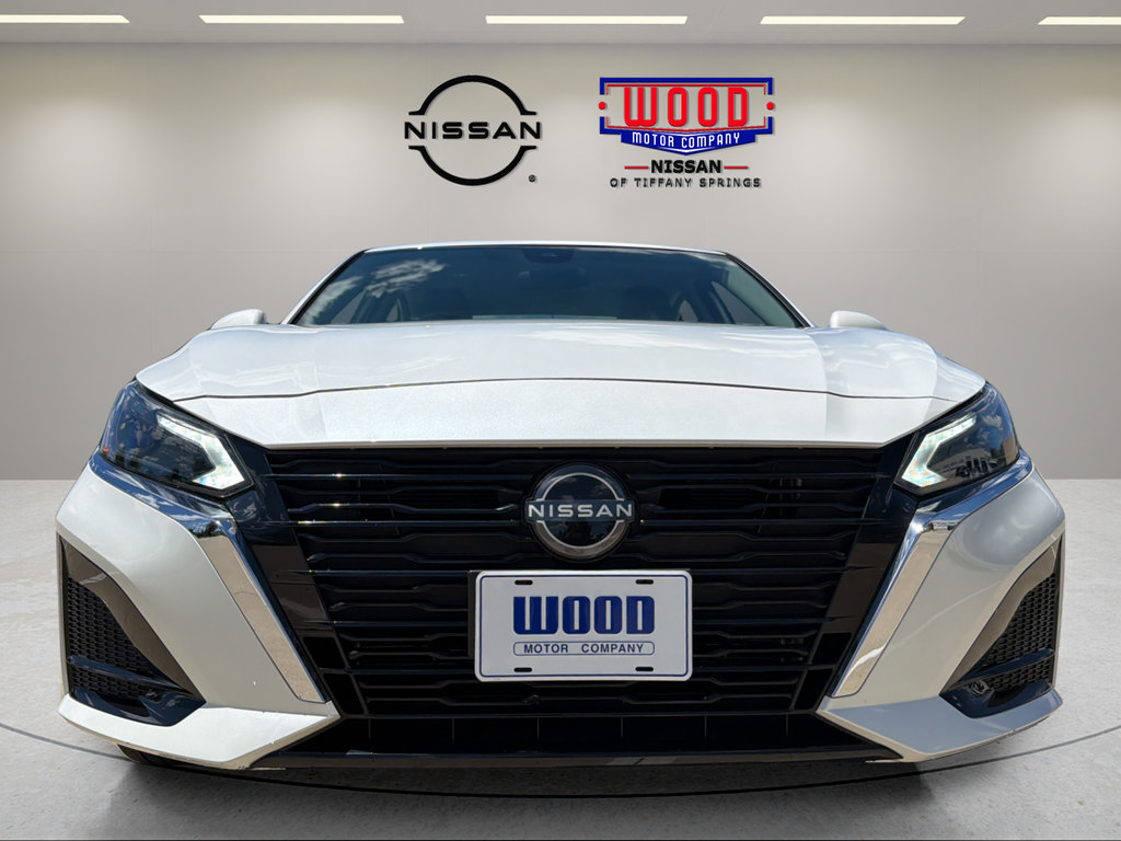 Used 2023 Nissan Altima 2.5 SV AWD/4WD image 6