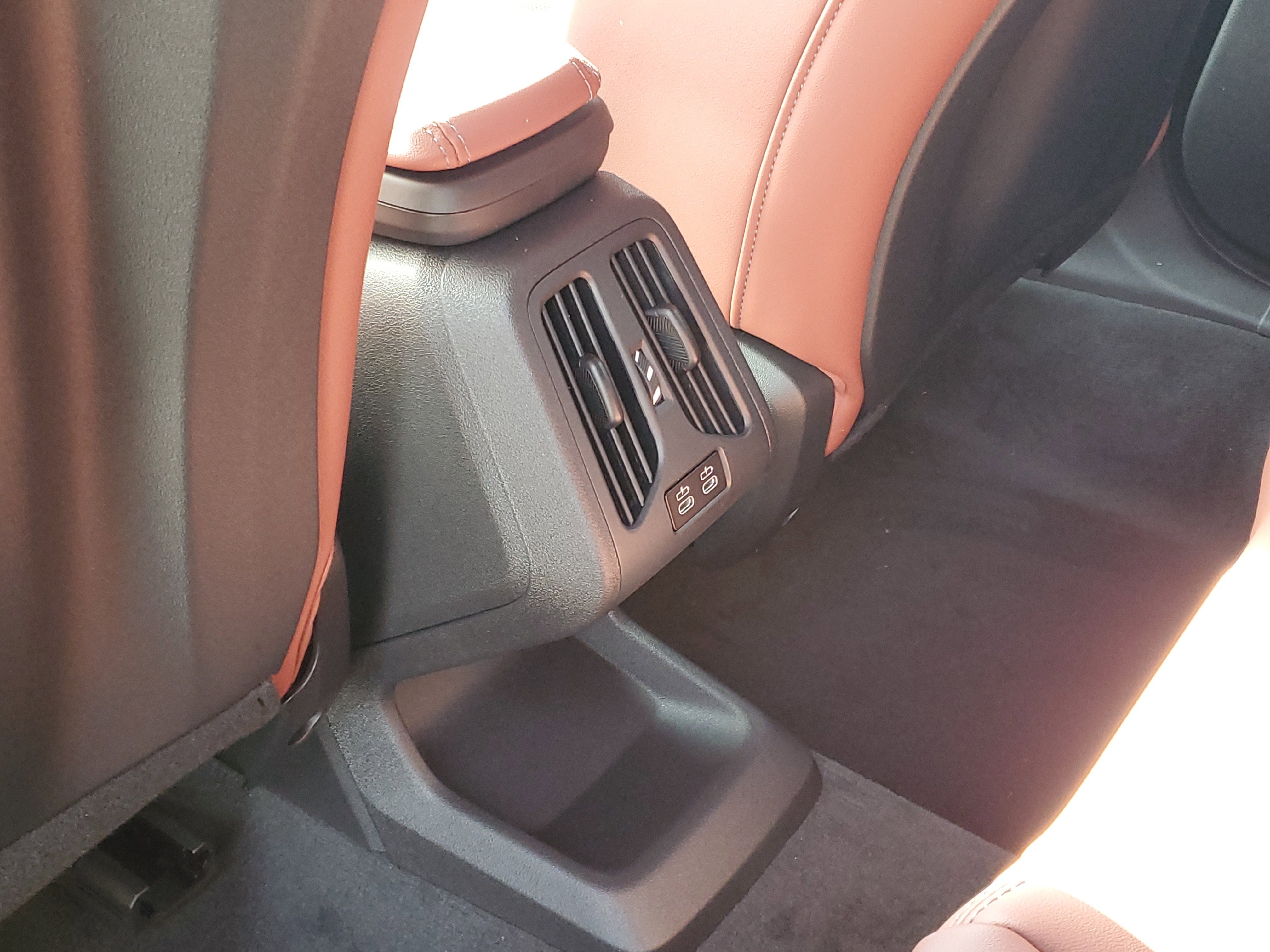 New 2026 BMW X1 xDrive28i w/ Technology Package image 26