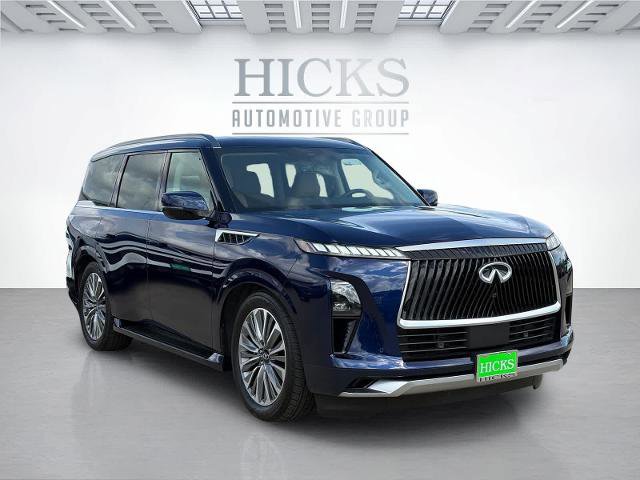 Certified 2025 INFINITI QX80 Luxe image 3