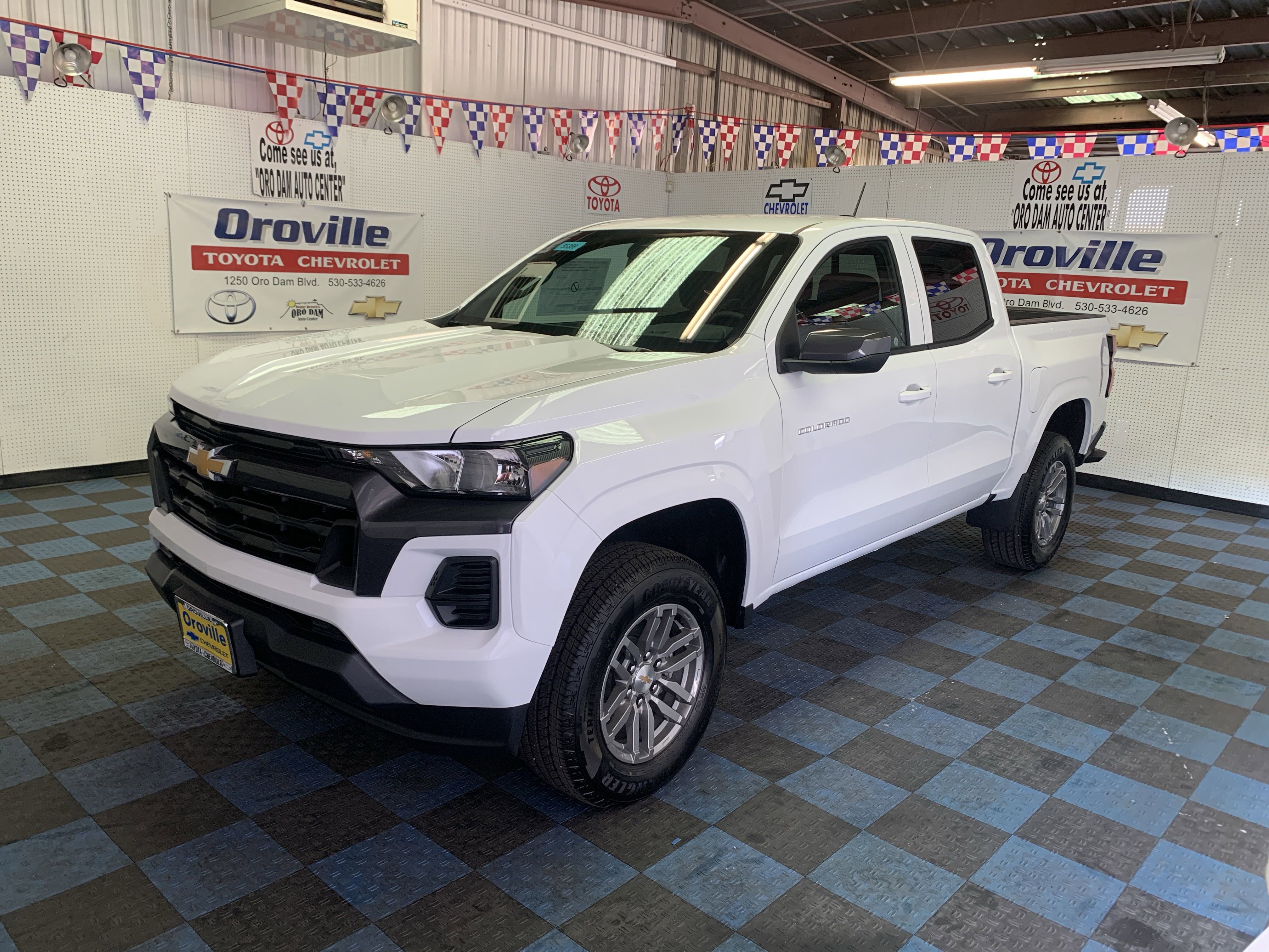 New 2025 Chevrolet Colorado LT
