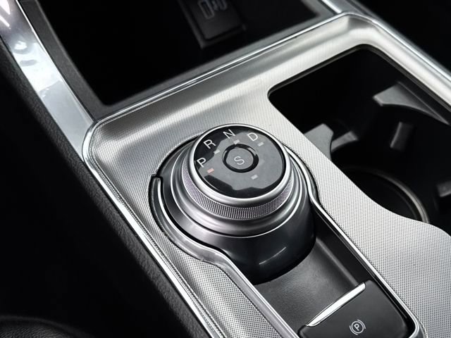 Used 2024 Ford Edge Titanium image 14