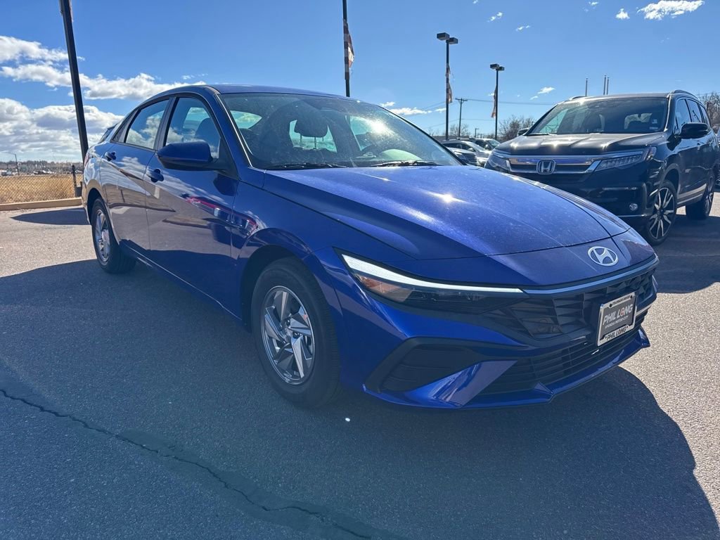 Certified 2026 Hyundai Elantra SE image 7