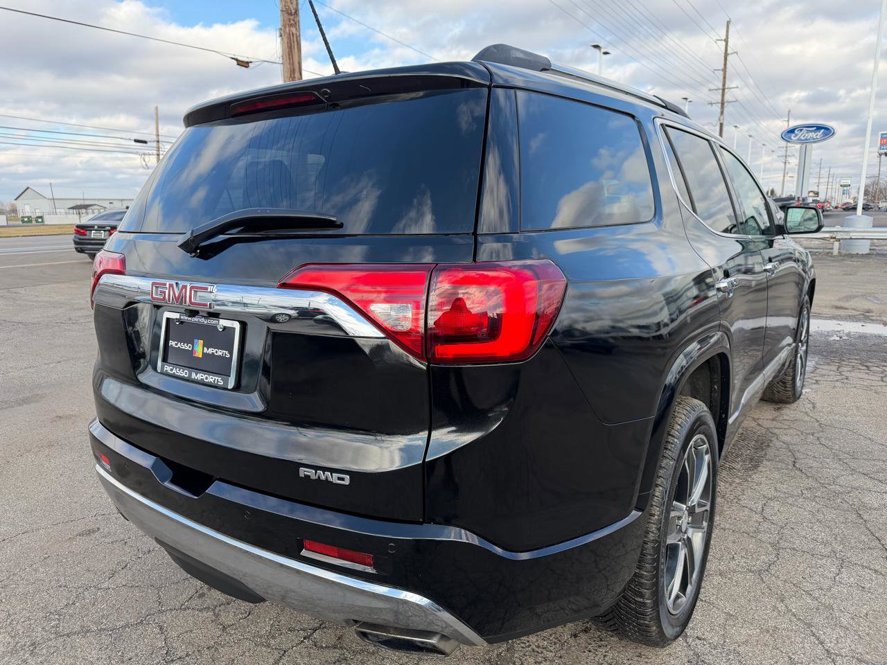 Used 2018 GMC Acadia Denali w/ Technology Package image 11