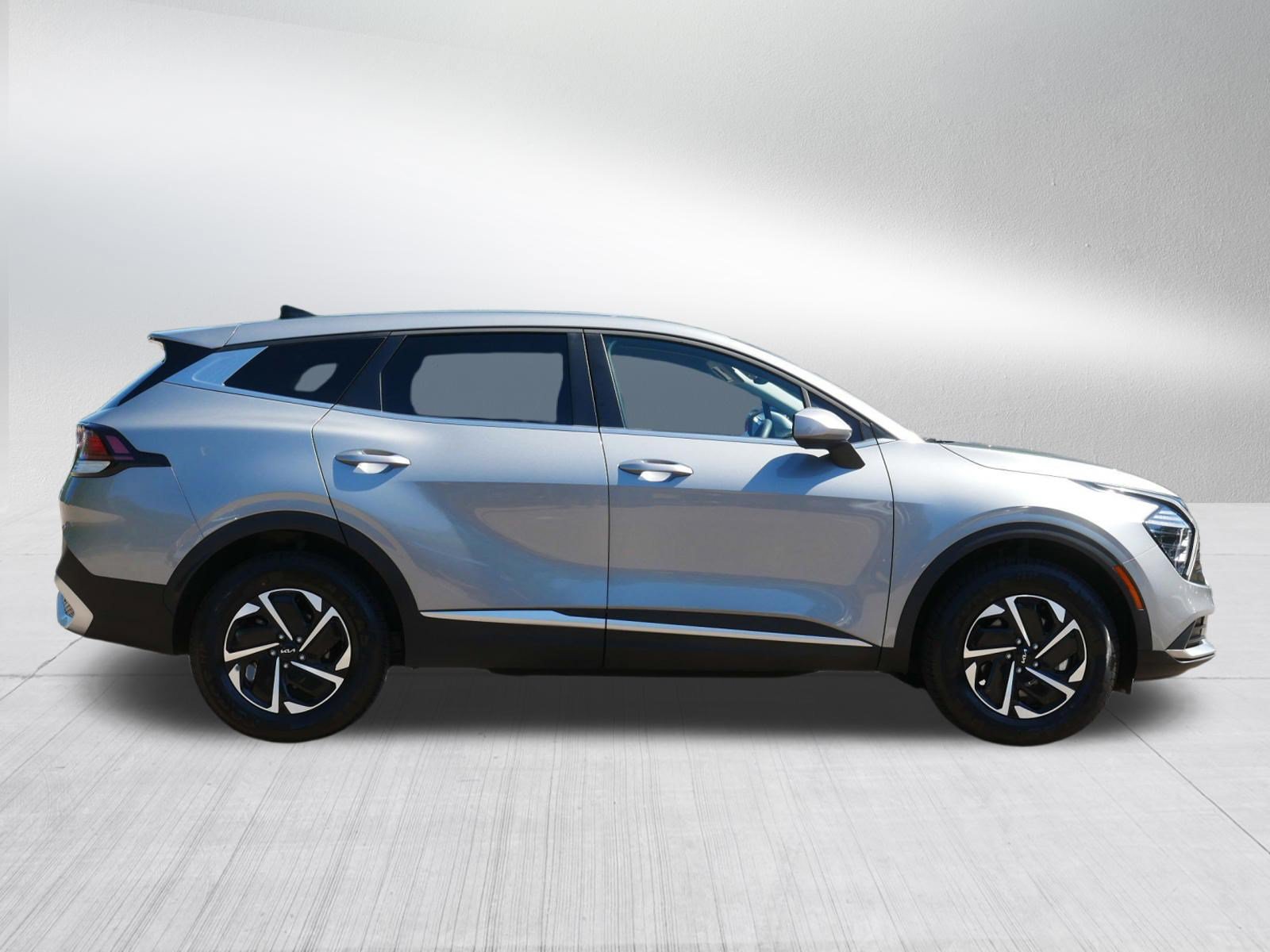 Certified 2024 Kia Sportage LX AWD/4WD image 8