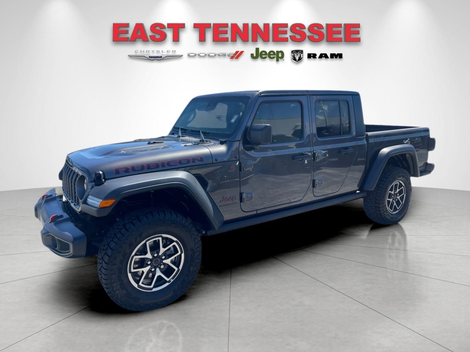 Used 2025 Jeep Gladiator Rubicon AWD/4WD image 7