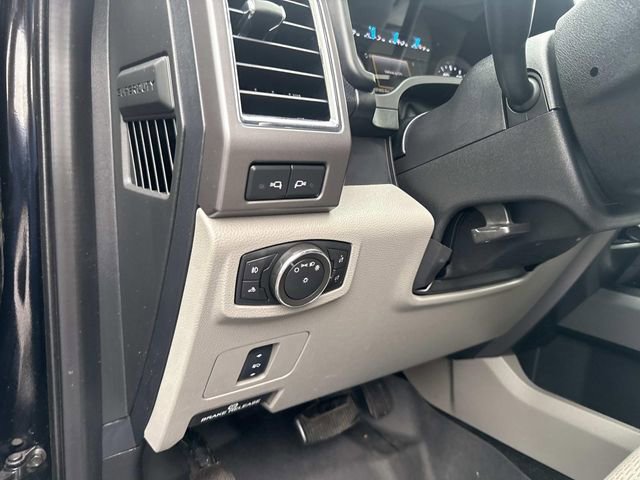 Used 2017 Ford F250 XLT w/ XLT Premium Package image 25