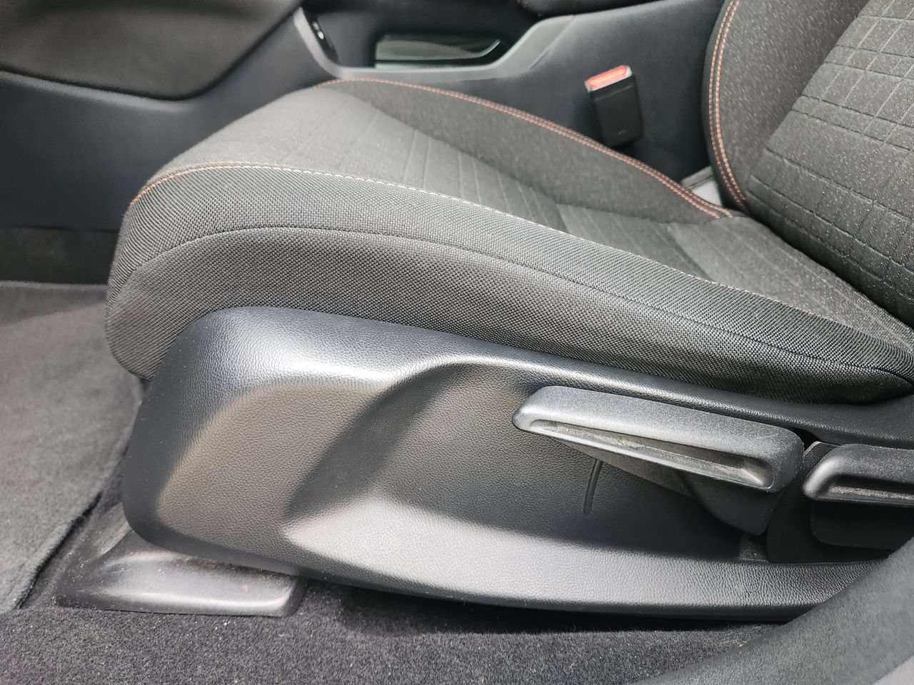 Used 2024 Honda HR-V Sport image 23