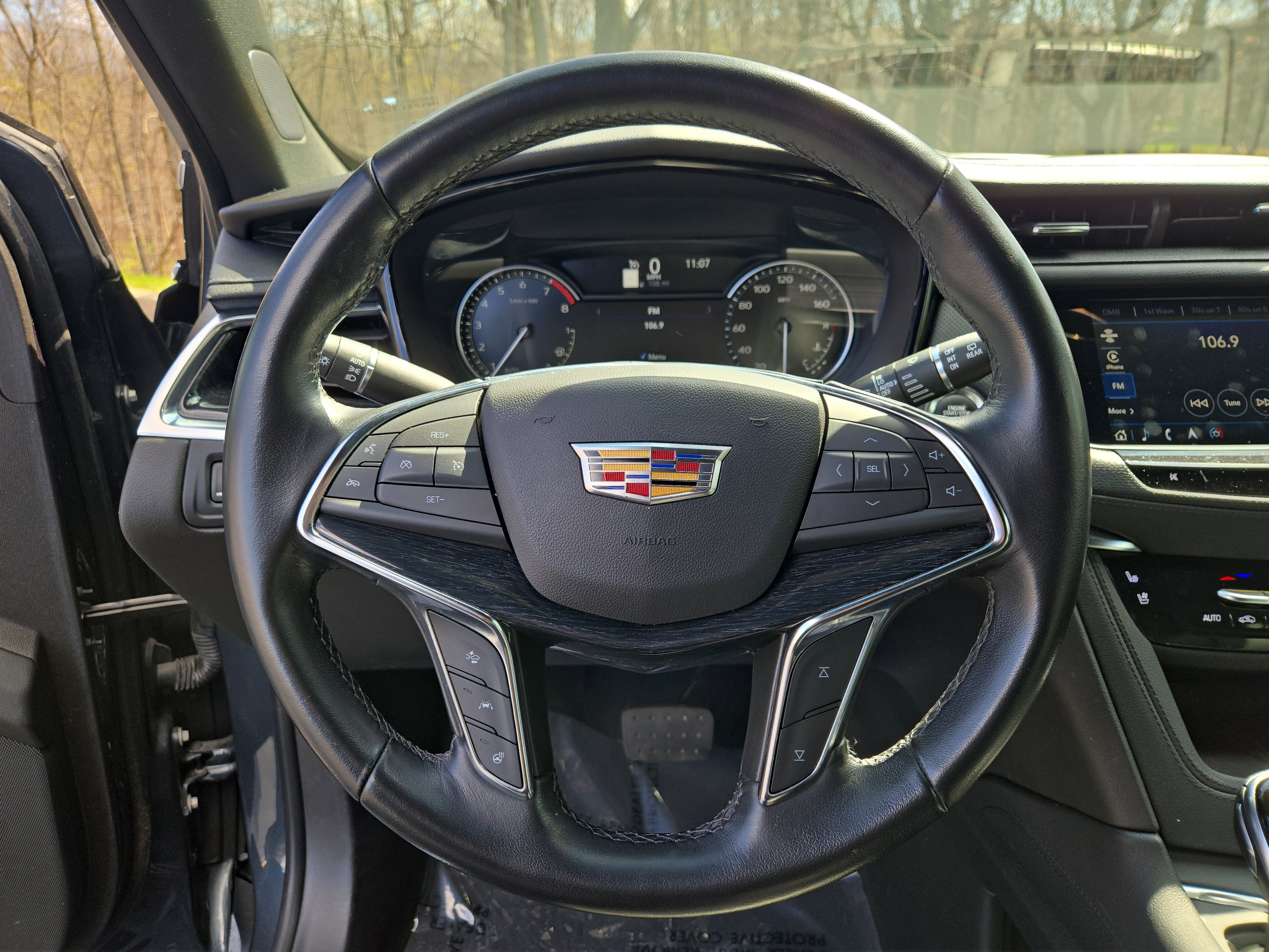 Used 2021 Cadillac XT5 Premium Luxury image 16