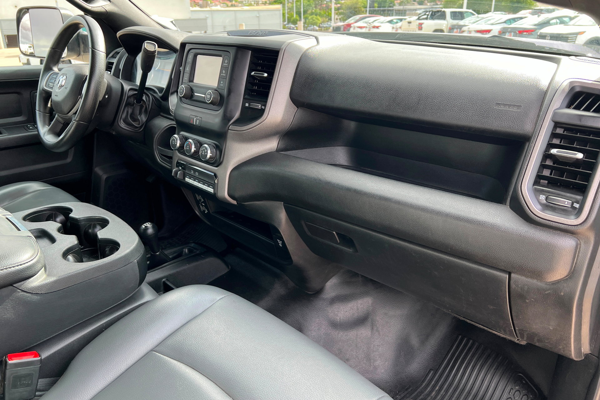 Used 2022 RAM 2500 Tradesman w/ Chrome Appearance Group AWD/4WD image 23