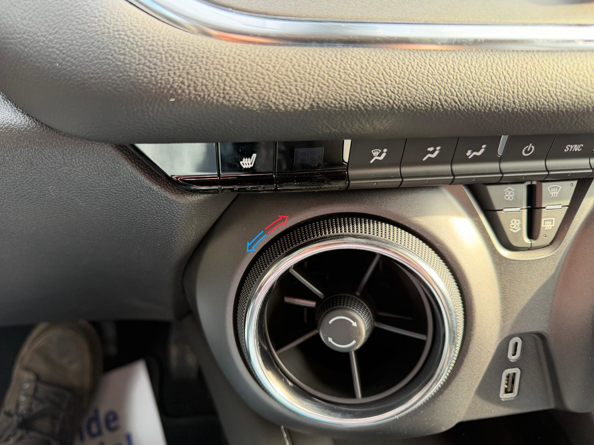 New 2026 Chevrolet Blazer LT image 36