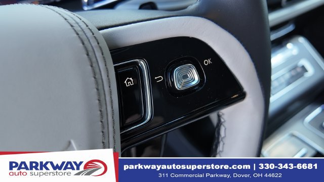 New 2027 Lincoln Aviator AWD image 31