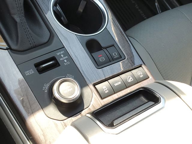Used 2020 Toyota Highlander Limited AWD/4WD image 33