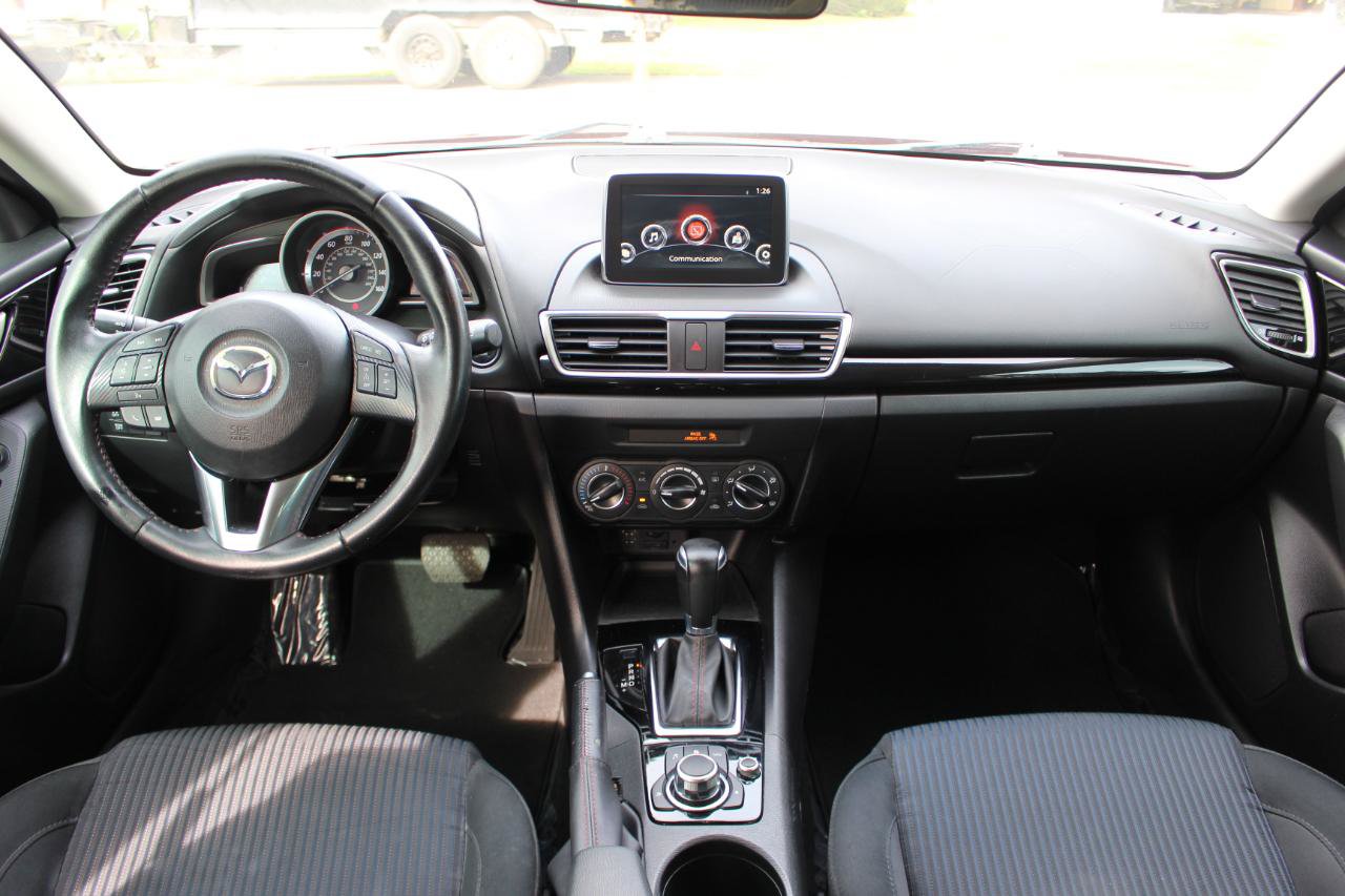Used 2016 MAZDA MAZDA3 i Touring FWD image 29