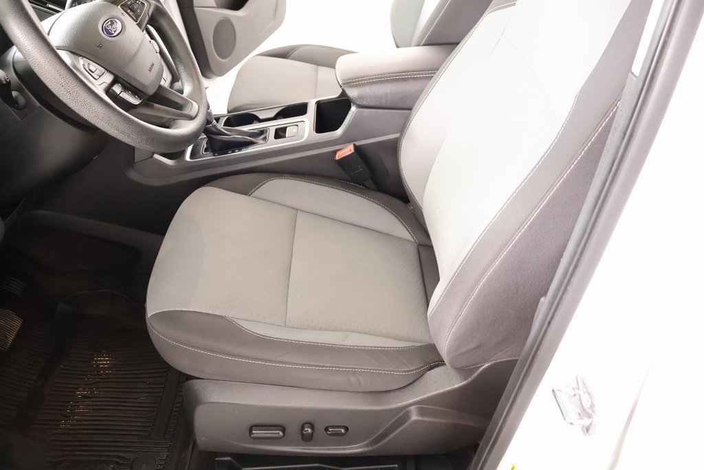 Used 2018 Ford Escape SE w/ Ford Safe & Smart Package image 11