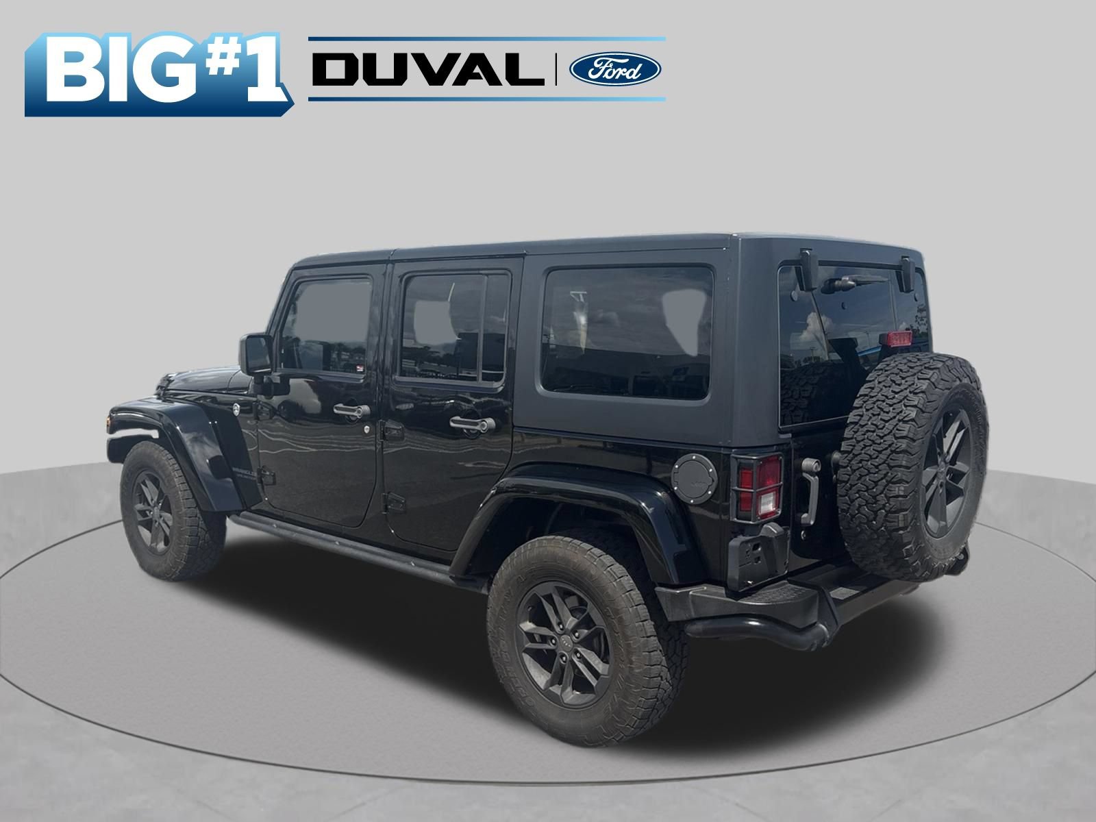 Used 2017 Jeep Wrangler Unlimited Sahara AWD/4WD video 4