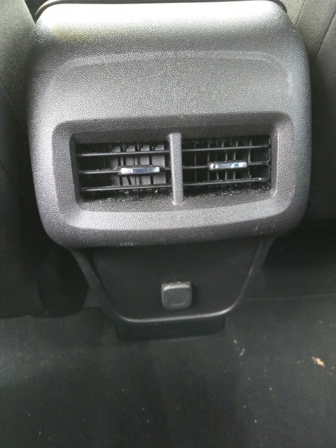 Used 2018 Chevrolet Equinox LT image 19