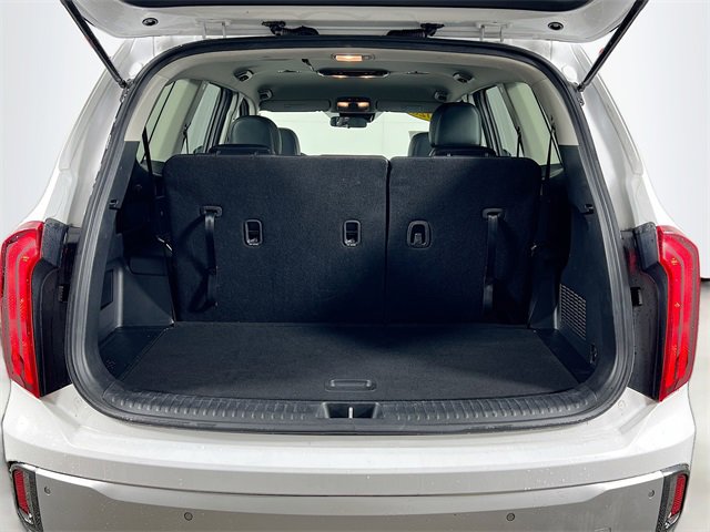 Used 2023 Kia Telluride S image 26
