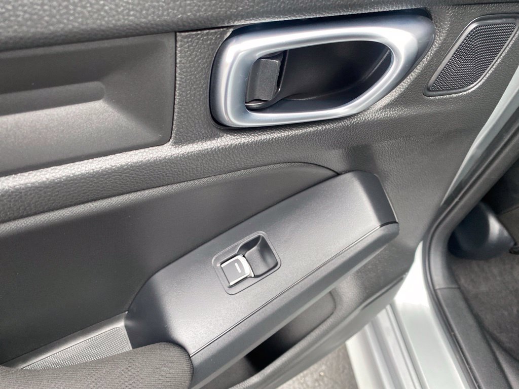 Used 2025 Honda Civic Sport image 47