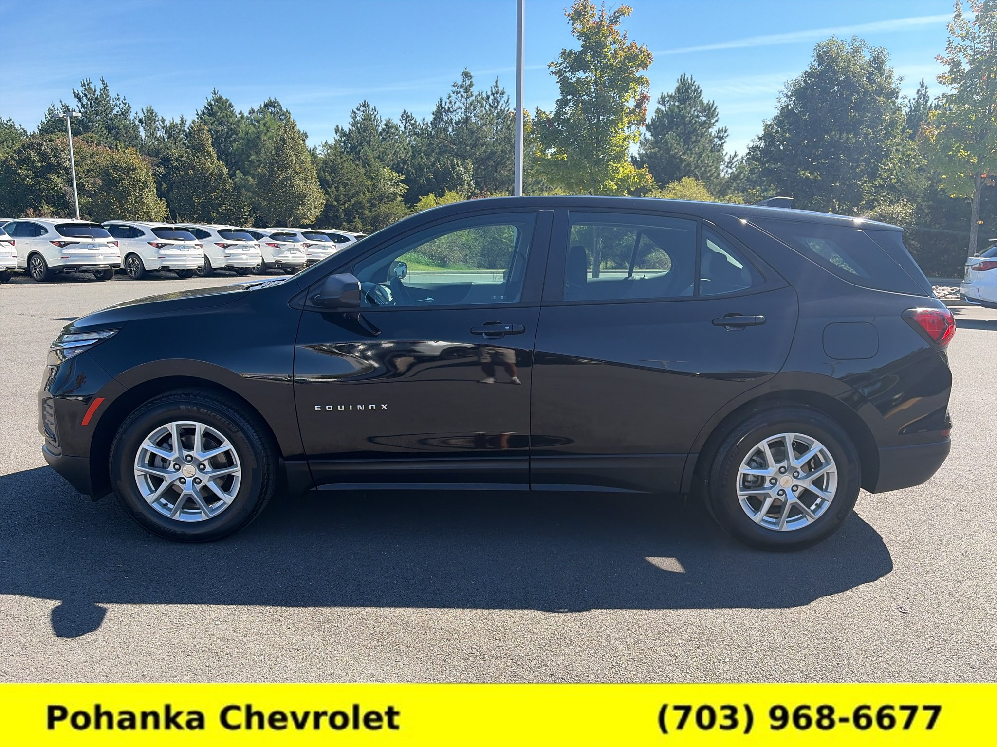 Certified 2024 Chevrolet Equinox LS FWD image 23