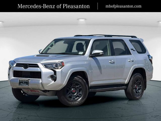 Used 2021 Toyota 4Runner TRD Off-Road Premium w/ Moonroof Package AWD/4WD video 1