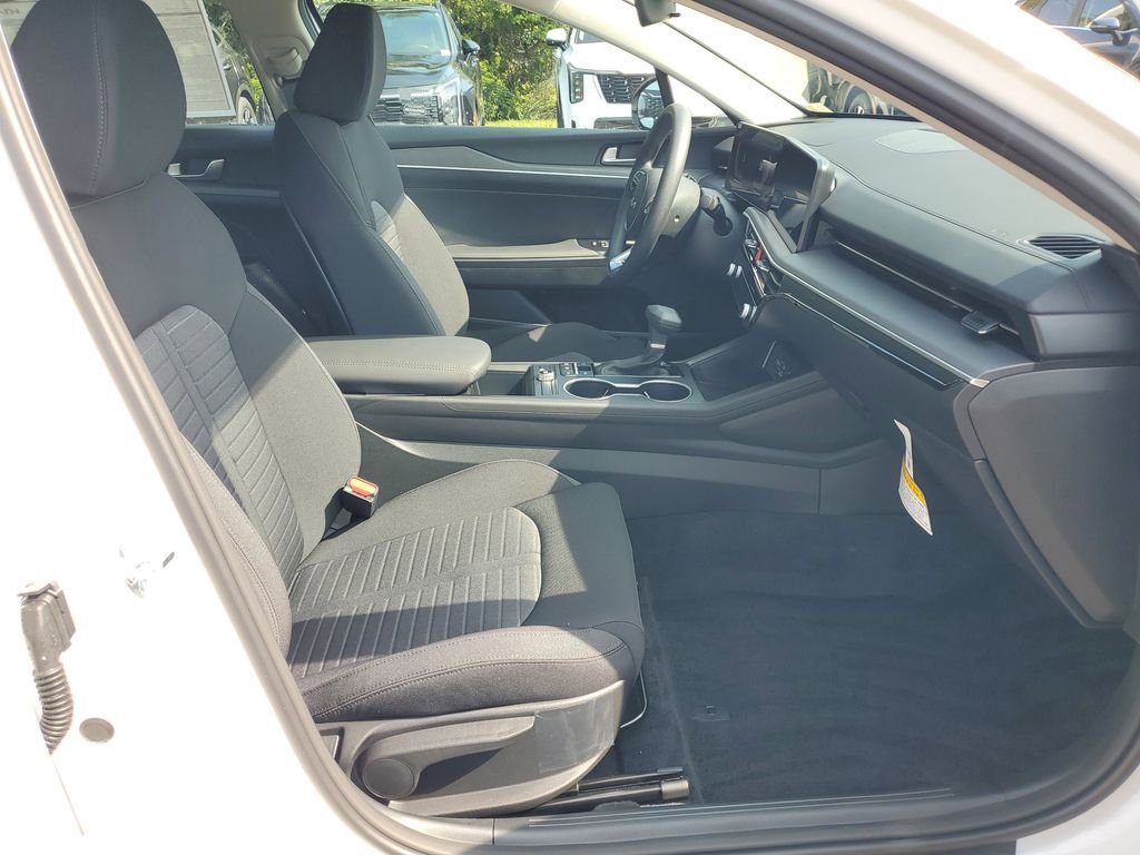 New 2026 Kia K5 LXS FWD image 11