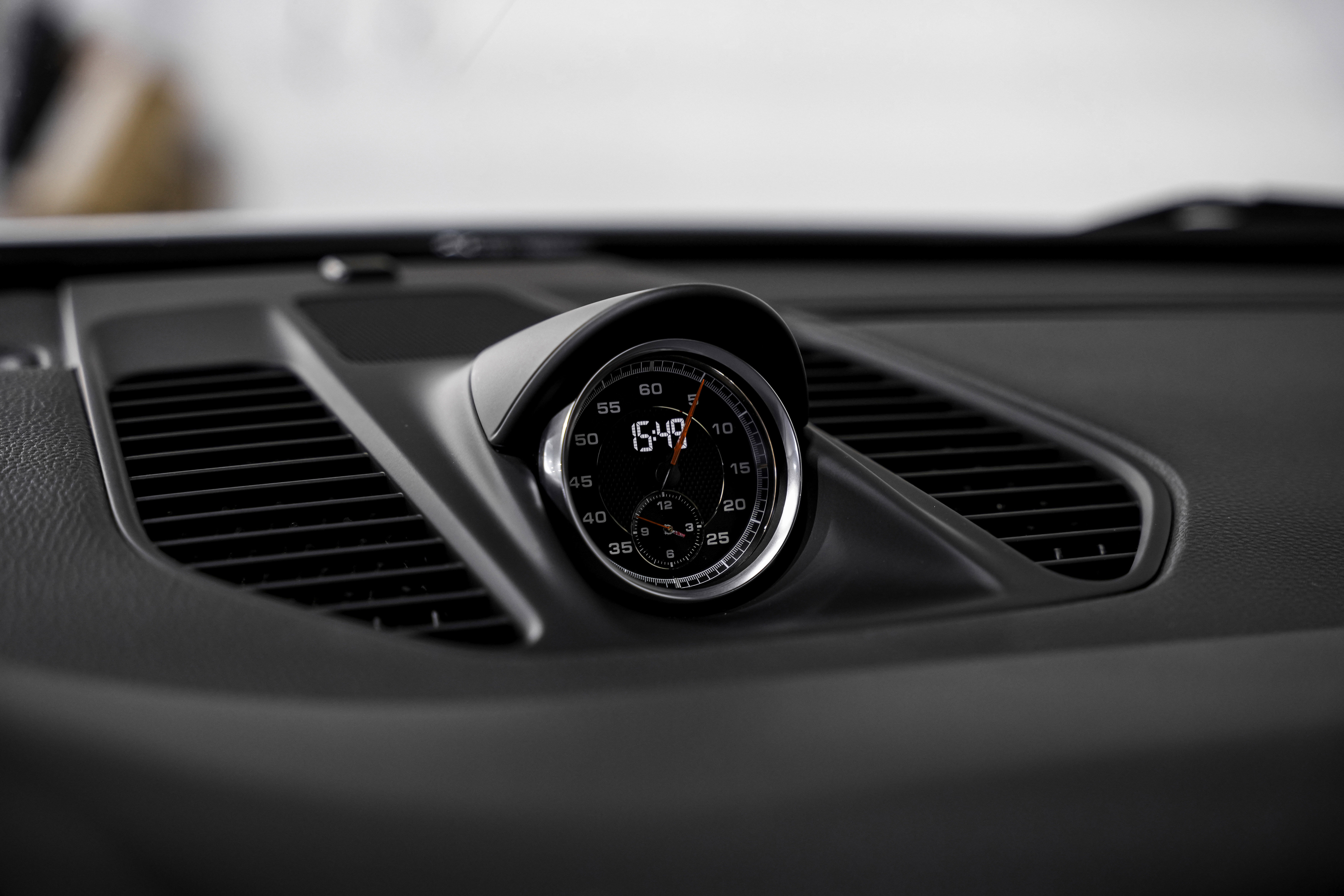 Used 2014 Porsche 911 Carrera image 12