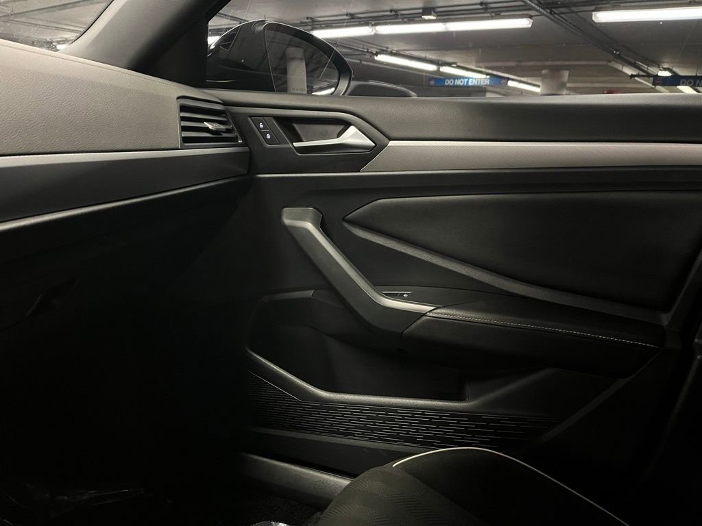 Used 2023 Volkswagen Jetta Sport image 28