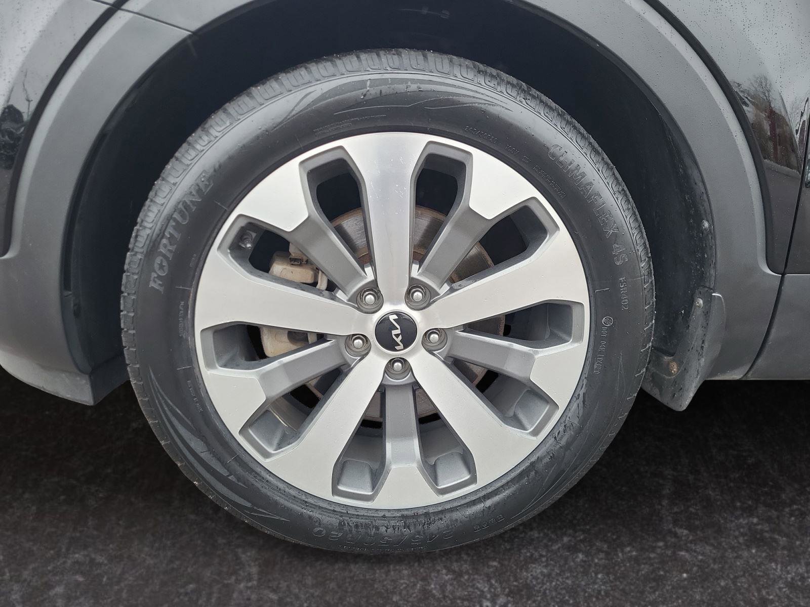 Used 2022 Kia Telluride SX image 29