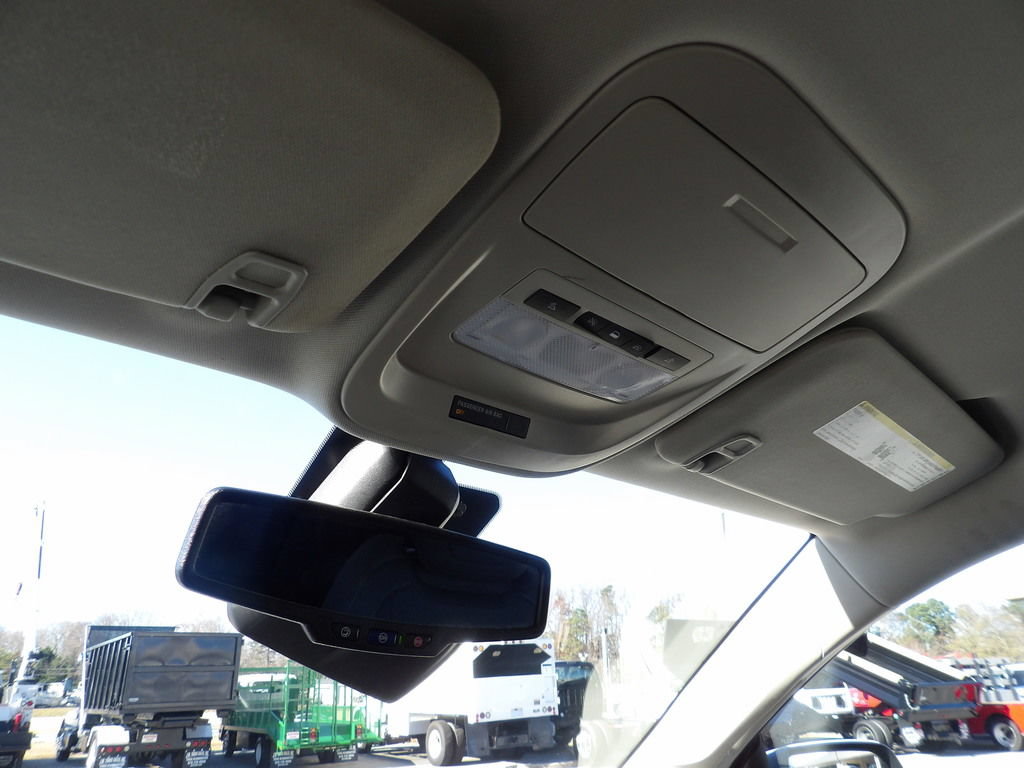 Used 2021 Chevrolet Colorado LT w/ Fleet Safety Package RWD image 24